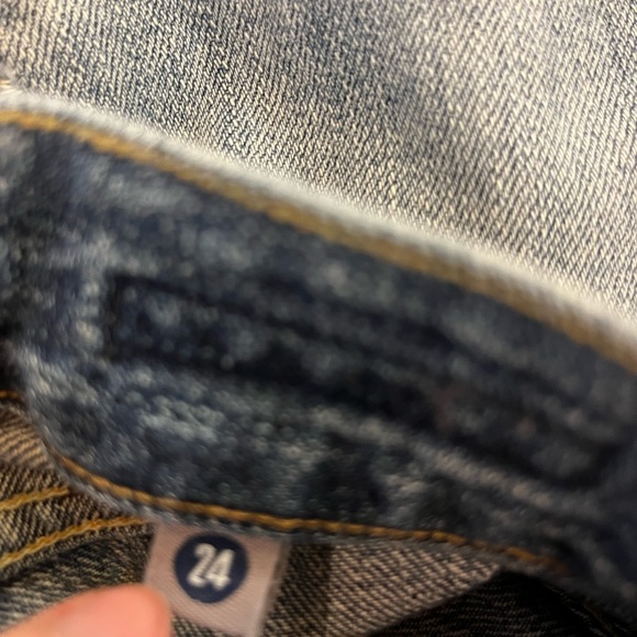 Citizens of Humanity Medium Light Distressed Denim Shorts - Picture 6 of 7